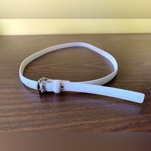 Club Monaco Skinny Leather White Belt (XS)